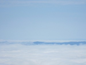 utsikt över ett molntäckt landskap